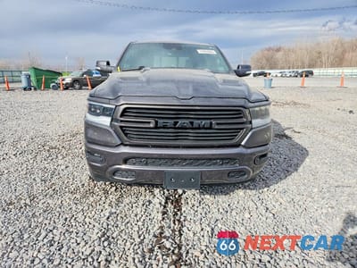 Piąte zdjęcie samochodu w środku: 2022 RAM TRUCKS 1500 SPORT VIN:1C6SRFVT6NN437748 - miniatura