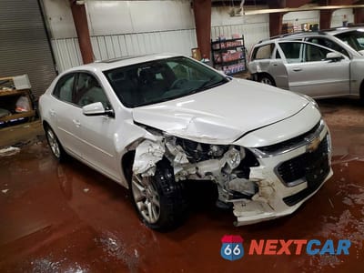 Czwarte zdjęcie samochodu z boku: 2015 CHEVROLET MALIBU 1LT VIN:1G11C5SL3FF189967 - miniatura