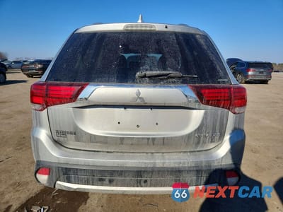 Zdjęcie 6 z 13 samochodu: 2018 MITSUBISHI OUTLANDER SE VIN:JA4AZ3A3XJZ071394 - miniatura
