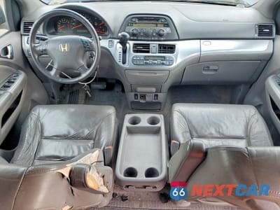 Zdjęcie 8 z 13 samochodu: 2010 HONDA ODYSSEY EXL VIN:5FNRL3H65AB094579 - miniatura