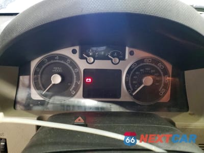 Zdjęcie 9 z 13 samochodu: 2009 MERCURY MARINER VIN:4M2CU81G69KJ19310 - miniatura