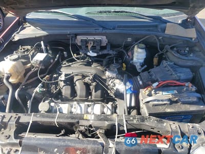 Zdjęcie 11 z 12 samochodu: 2005 FORD ESCAPE XLT VIN:1FMYU93105KA70752 - miniatura