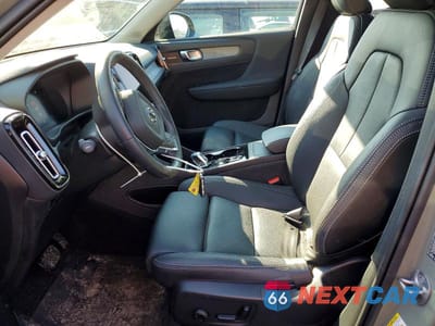 Zdjęcie 7 z 12 samochodu: 2025 VOLVO XC40 PLUS VIN:YV4L12UC9S2455735 - miniatura