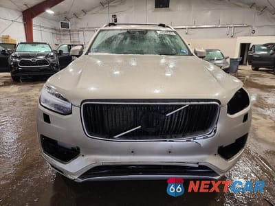 Piąte zdjęcie samochodu w środku: 2016 VOLVO XC90 T8 VIN:YV4BC0PK2G1081107 - miniatura