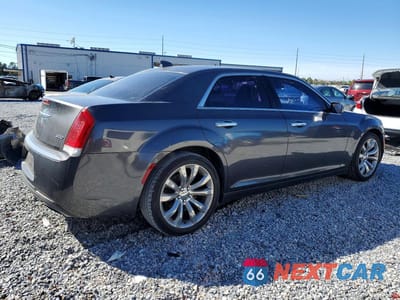 Trzecie zdjęcie samochodu z tyłu: 2018 CHRYSLER 300 LIMITED VIN:2C3CCAEG9JH261855 - miniatura