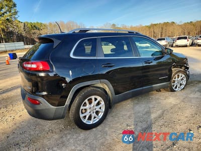 Trzecie zdjęcie samochodu z tyłu: 2018 JEEP CHEROKEE LATITUDE VIN:1C4PJLCB9JD538829 - miniatura