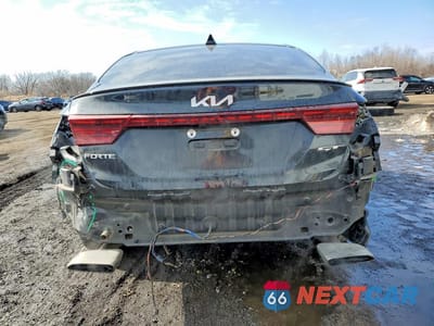 Zdjęcie 6 z 11 samochodu: 2023 KIA FORTE GT VIN:3KPF44AC2PE531927 - miniatura