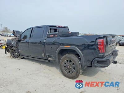 Drugie zdjęcie samochodu z przodu: 2024 GMC SIERRA K3500 AT4 VIN:1GT49VEYXRF123804 - miniatura