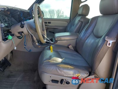 Zdjęcie 7 z 14 samochodu: 2004 GMC YUKON DENALI VIN:1GKEK63UX4J290303 - miniatura