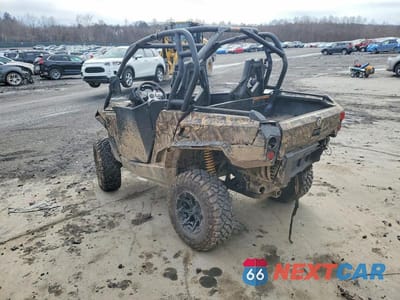 Trzecie zdjęcie samochodu z tyłu: 2018 CAN-AM COMMANDER XT 1000R VIN:3JBKKAX28JJ001299 - miniatura