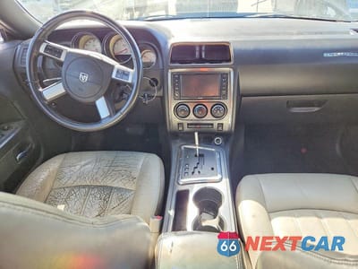 Zdjęcie 8 z 12 samochodu: 2010 DODGE CHALLENGER R/T VIN:2B3CJ5DT5AH321168 - miniatura