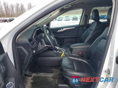 Zdjęcie 7 z 12 samochodu: 2020 FORD ESCAPE SEL VIN:1FMCU9H65LUA80404 - miniatura