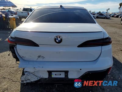 Zdjęcie 6 z 12 samochodu: 2023 BMW 740 I VIN:WBA23EH02PCL71121 - miniatura