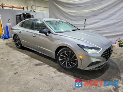 Czwarte zdjęcie samochodu z boku: 2020 HYUNDAI SONATA SEL PLUS VIN:5NPEJ4J20LH013185 - miniatura