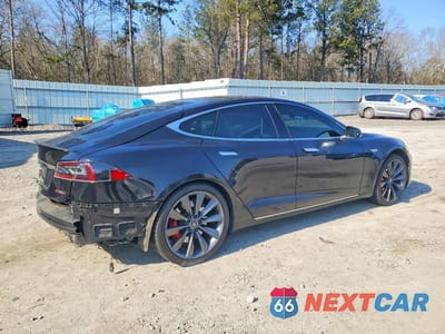 Trzecie zdjęcie samochodu z tyłu: 2016 TESLA MODEL S VIN:5YJSA1E47GF161271 - miniatura