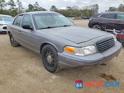 Czwarte zdjęcie samochodu z boku: 2006 FORD CROWN VICTORIA POLICE INTERCEPTOR VIN:2FAHP71W26X120635 - miniatura