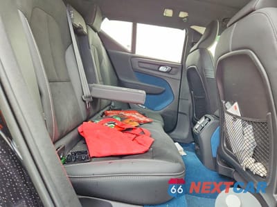 Zdjęcie 11 z 14 samochodu: 2023 VOLVO XC40 RECHARGE PLUS VIN:YV4ED3UL5P2107525 - miniatura