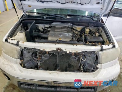 Zdjęcie 11 z 12 samochodu: 2010 TOYOTA TUNDRA GRADE VIN:5TFUY5F12AX133908 - miniatura