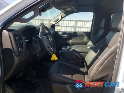 Zdjęcie 7 z 11 samochodu: 2025 CHEVROLET SILVERADO 1500 REFRIGERATED BOX TRUCK VIN:3GCNKAED0SG226359 - miniatura