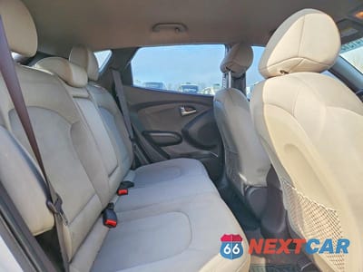 Zdjęcie 10 z 12 samochodu: 2011 HYUNDAI TUCSON GL VIN:KM8JT3AB3BU120105 - miniatura