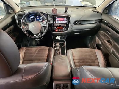 Zdjęcie 8 z 13 samochodu: 2019 MITSUBISHI OUTLANDER SE VIN:JA4AD3A36KZ043317 - miniatura