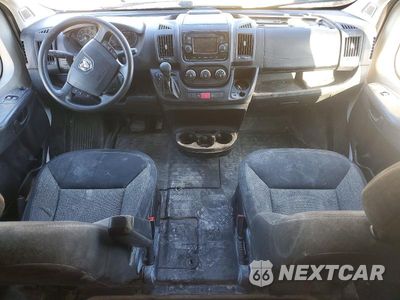 Zdjęcie 8 z 14 samochodu: 2018 RAM PROMASTER 2500 2500 HIGH VIN:3C6TRVCG0JE113200 - miniatura