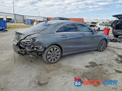 Trzecie zdjęcie samochodu z tyłu: 2018 MERCEDES-BENZ CLA 250 4MATIC VIN:WDDSJ4GB5JN539812 - miniatura