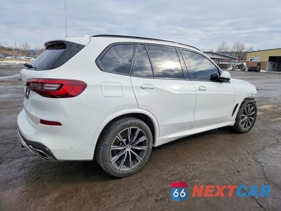 Trzecie zdjęcie samochodu z tyłu: 2021 BMW X5 XDRIVE40I VIN:5UXCR6C06M9D77968 - miniatura