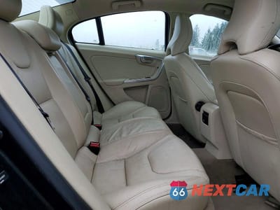 Zdjęcie 10 z 12 samochodu: 2013 VOLVO S60 T5 VIN:YV1612FH2D2186922 - miniatura