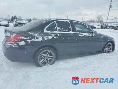Trzecie zdjęcie samochodu z tyłu: 2020 MERCEDES-BENZ C 300 4MATIC VIN:55SWF8EB0LU324166 - miniatura