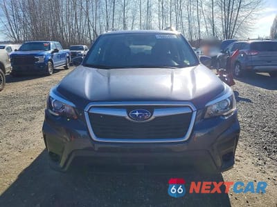 Piąte zdjęcie samochodu w środku: 2019 SUBARU FORESTER PREMIUM VIN:JF2SKAGC5KH488411 - miniatura