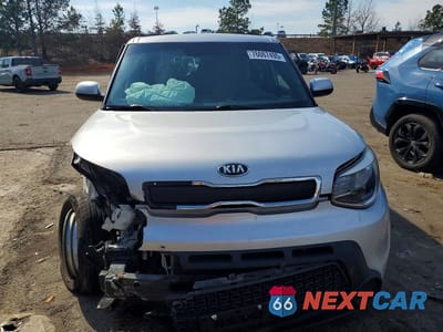 Piąte zdjęcie samochodu w środku: 2015 KIA SOUL VIN:KNDJN2A25F7799937 - miniatura