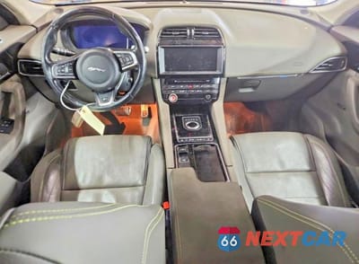 Zdjęcie 8 z 12 samochodu: 2019 JAGUAR F-PACE R - SPORT VIN:SADCL2FX9KA361605 - miniatura