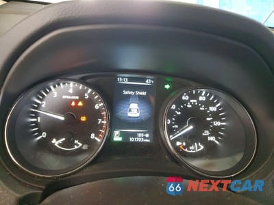 Zdjęcie 9 z 13 samochodu: 2017 NISSAN ROGUE SV VIN:5N1AT2MV2HC860971 - miniatura