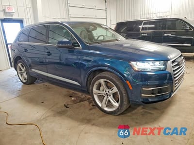Czwarte zdjęcie samochodu z boku: 2019 AUDI Q7 PRESTIGE VIN:WA1VAAF71KD003377 - miniatura
