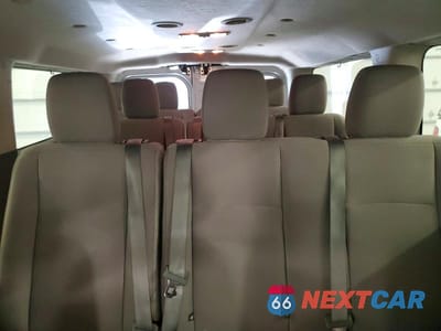 Zdjęcie 10 z 12 samochodu: 2015 NISSAN NV 3500 S VIN:5BZAF0AA2FN851223 - miniatura