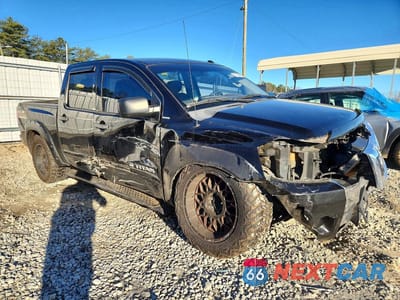 Czwarte zdjęcie samochodu z boku: 2014 NISSAN TITAN S VIN:1N6BA0ED6EN516680 - miniatura