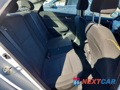 Zdjęcie 10 z 12 samochodu: 2021 HYUNDAI ACCENT SE VIN:3KPC24A68ME131269 - miniatura