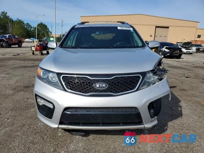 Piąte zdjęcie samochodu w środku: 2012 KIA SORENTO SX VIN:5XYKW4A29CG265173 - miniatura
