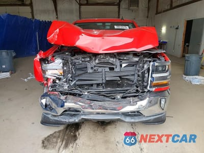 Piąte zdjęcie samochodu w środku: 2019 CHEVROLET SILVERADO LD K1500 LT VIN:2GCVKPEC1K1218709 - miniatura