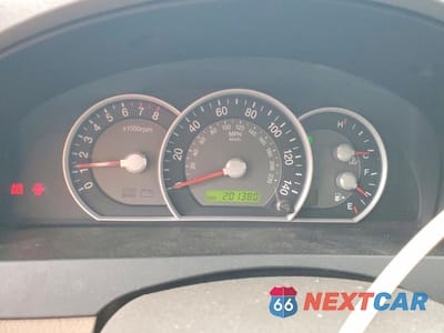 Zdjęcie 9 z 13 samochodu: 2008 KIA SORENTO BASE VIN:KNDJD735685857124 - miniatura