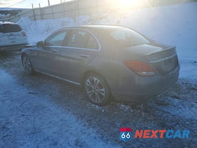 Drugie zdjęcie samochodu z przodu: 2018 MERCEDES-BENZ C 300 4MATIC VIN:55SWF4KB6JU281883 - miniatura