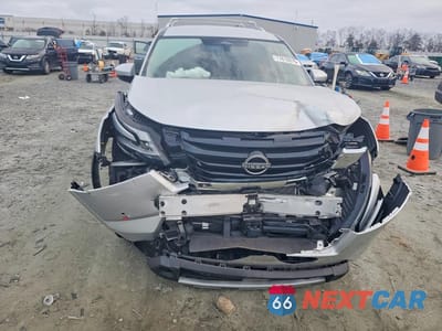 Piąte zdjęcie samochodu w środku: 2024 NISSAN PATHFINDER SL VIN:5N1DR3CA7RC204525 - miniatura