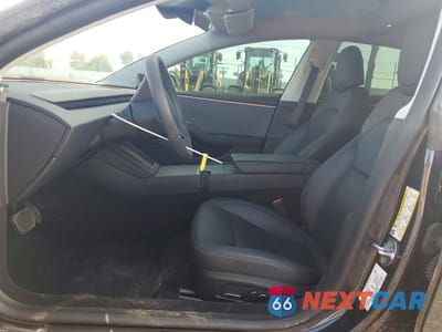 Zdjęcie 7 z 11 samochodu: 2025 TESLA MODEL 3 VIN:5YJ3E1EA1SF908208 - miniatura