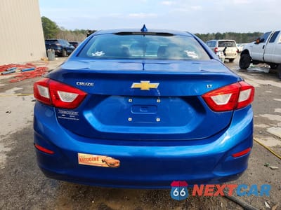 Zdjęcie 6 z 14 samochodu: 2018 CHEVROLET CRUZE LT VIN:1G1BE5SM0J7193260 - miniatura