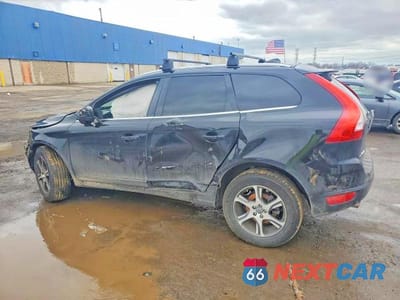 Drugie zdjęcie samochodu z przodu: 2013 VOLVO XC60 T6 VIN:YV4902DZ9D2410394 - miniatura