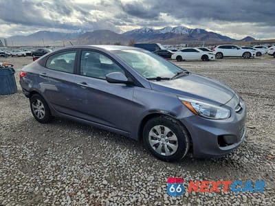 Czwarte zdjęcie samochodu z boku: 2016 HYUNDAI ACCENT SE VIN:KMHCT4AE6GU963781 - miniatura