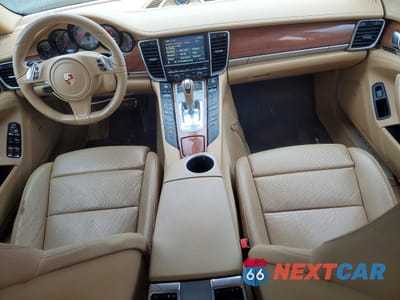 Zdjęcie 8 z 12 samochodu: 2013 PORSCHE PANAMERA S VIN:WP0AB2A76DL060164 - miniatura