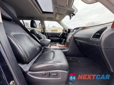 Piąte zdjęcie samochodu w środku: 2019 INFINITI QX80 LUXE VIN:JN8AZ2NE5K9226385 - miniatura