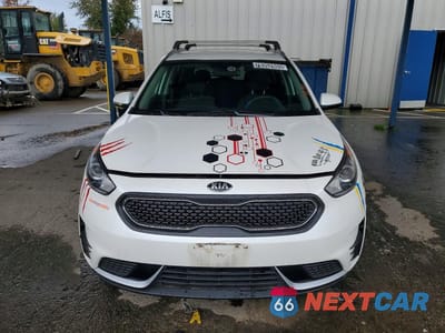 Piąte zdjęcie samochodu w środku: 2019 KIA NIRO LX VIN:KNDCB3LC2K5284266 - miniatura